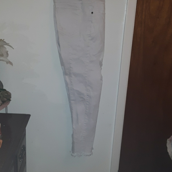 White jeans - Picture 3 of 4